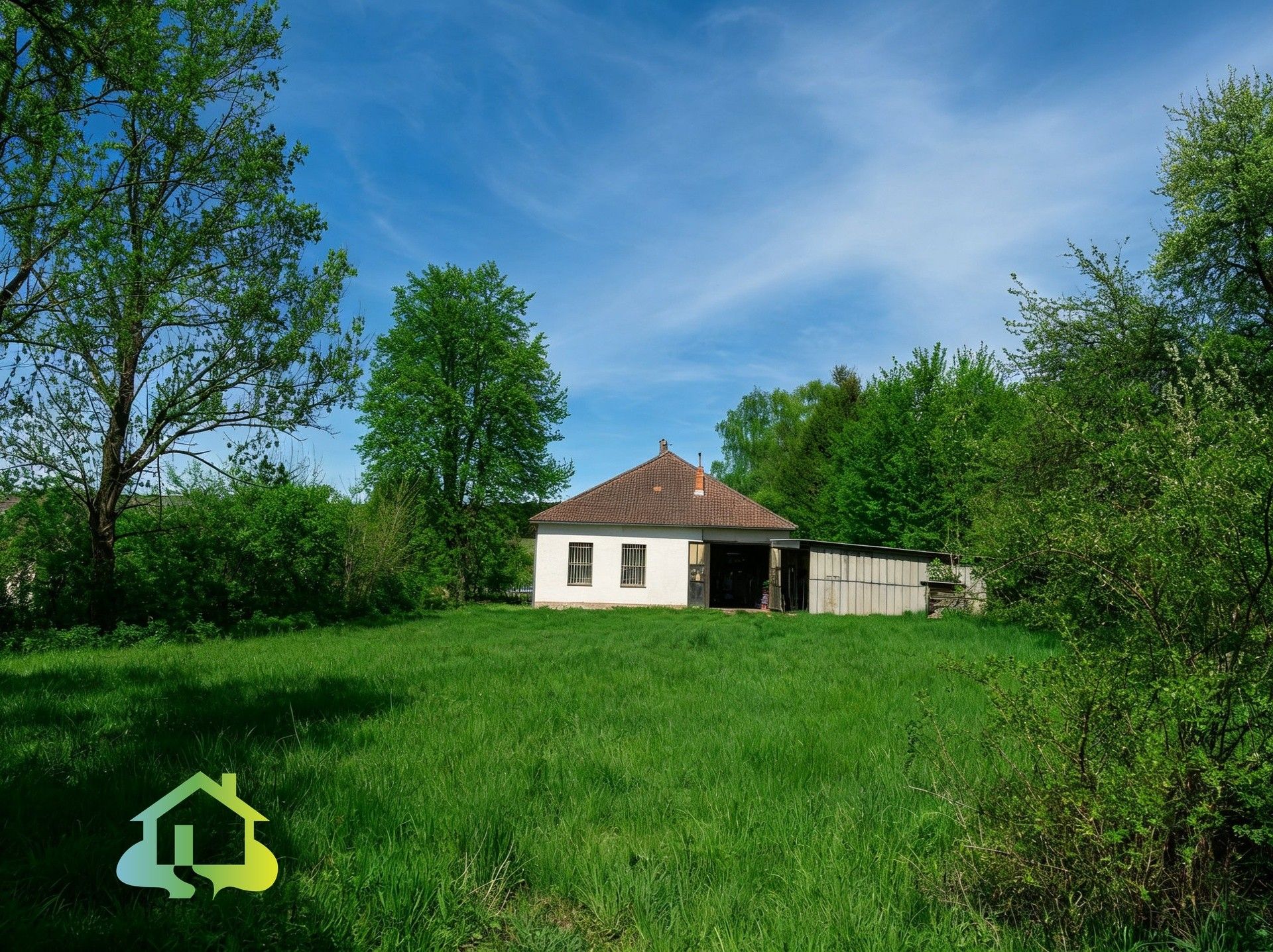 Prodej komerčního prostoru 300 m² - foto 1