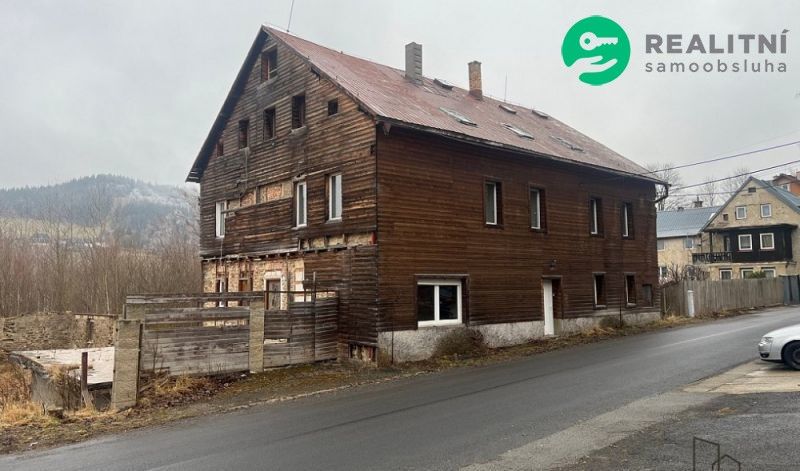 Prodej komerčního prostoru 700 m² - foto 4