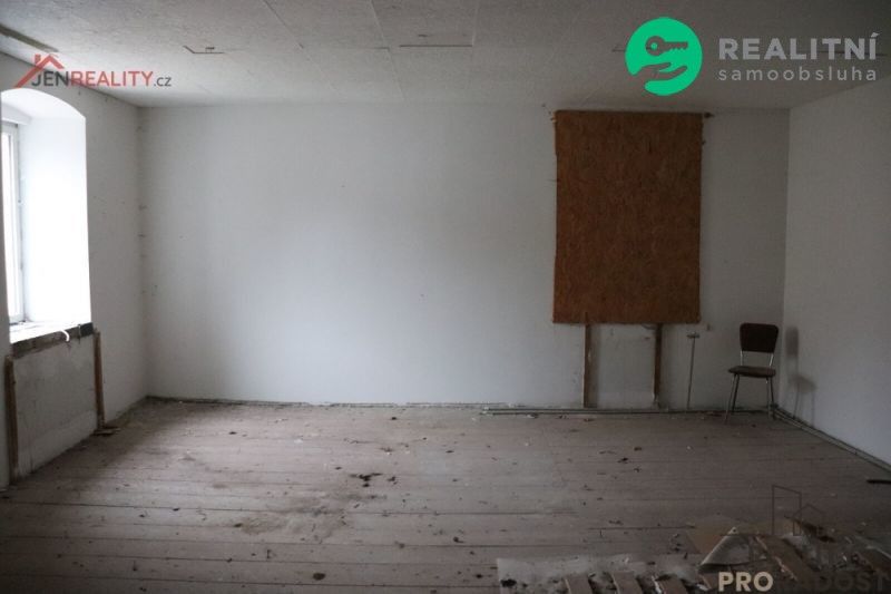 Prodej komerčního prostoru 700 m² - foto 13