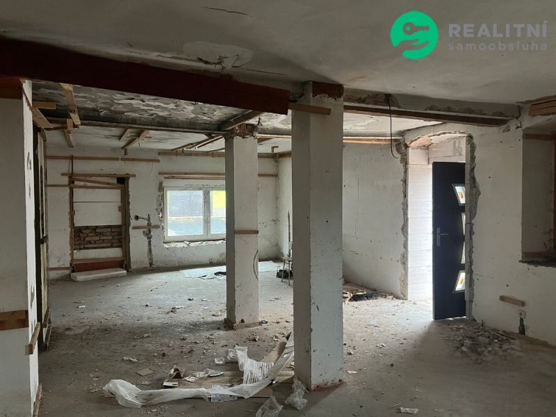 Prodej komerčního prostoru 700 m² - foto 15
