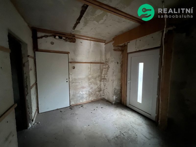 Prodej komerčního prostoru 700 m² - foto 16