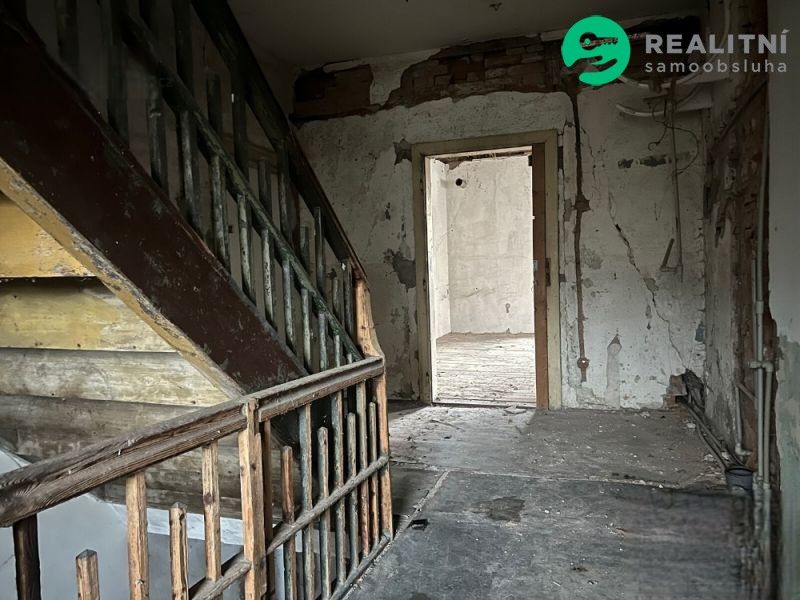 Prodej komerčního prostoru 700 m² - foto 21