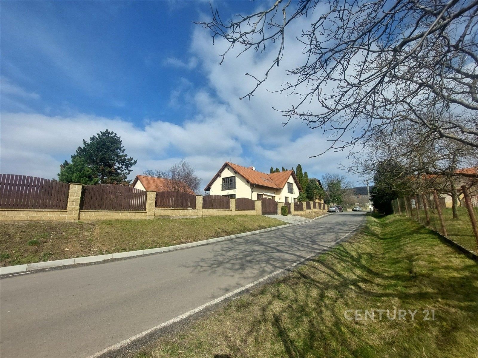 Prodej pozemku 10549 m² - foto 5
