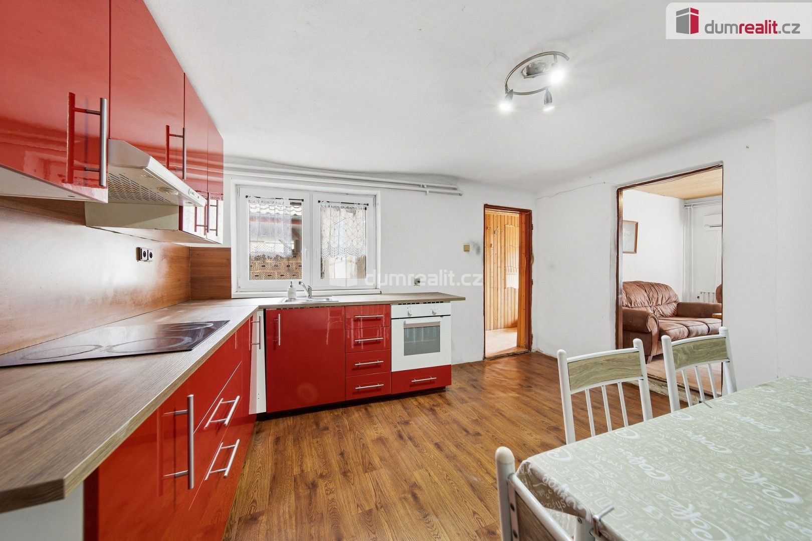 Prodej domu 90 m² - foto 1