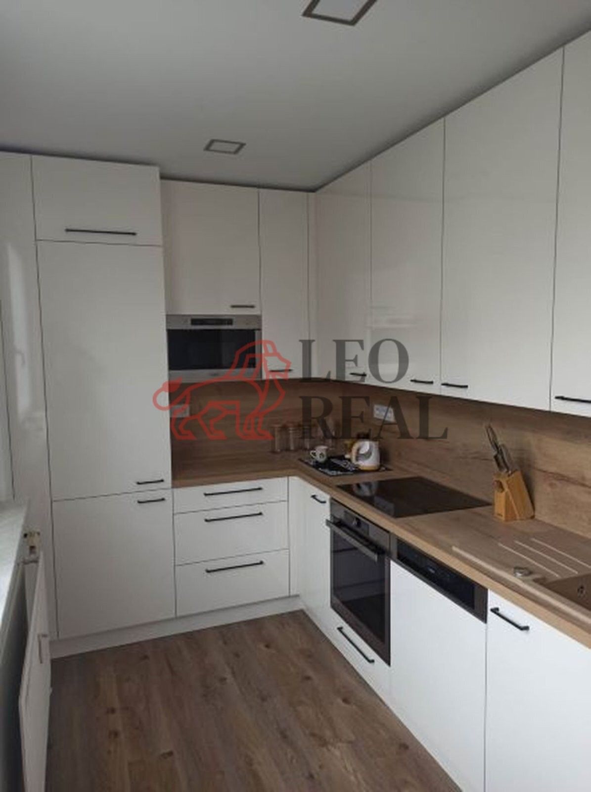 Prodej bytu 3+1 71 m² - foto 1