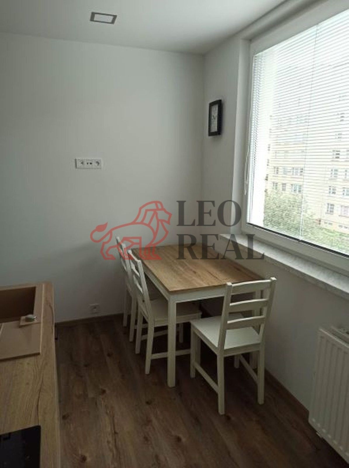 Prodej bytu 3+1 71 m² - foto 4