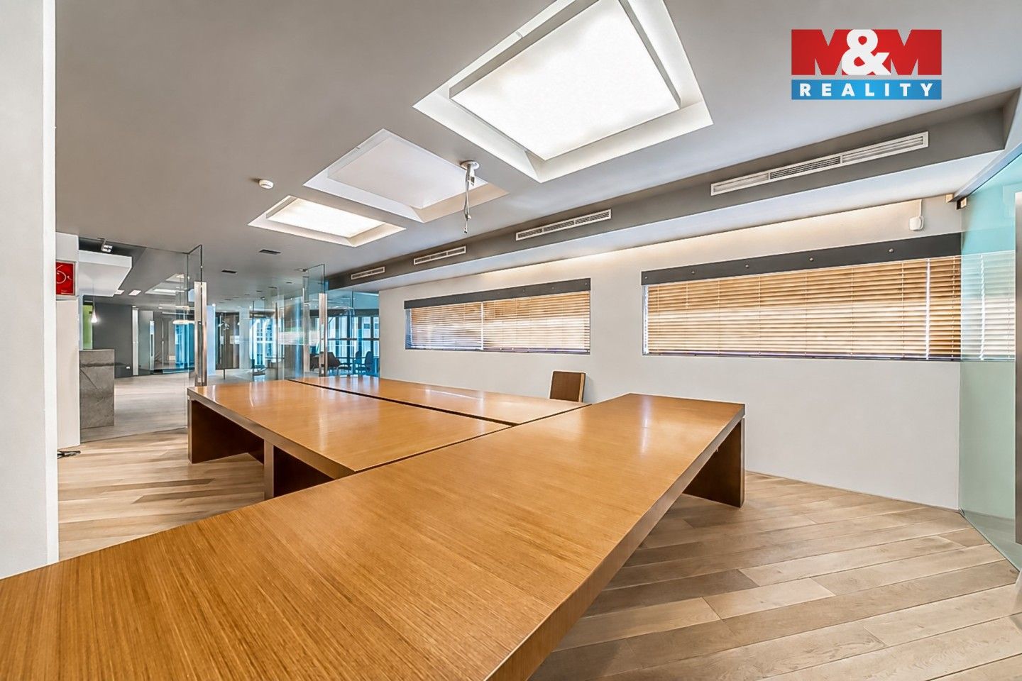 Pronájem komerčního prostoru 649 m² - foto 6