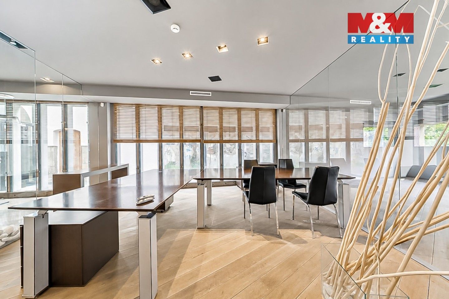Pronájem komerčního prostoru 649 m² - foto 8