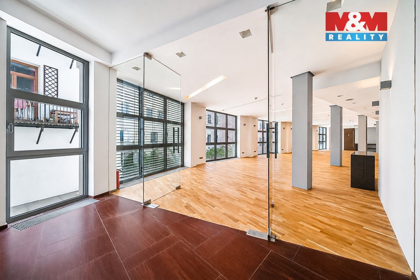 Pronájem komerčního prostoru 649 m² - foto 10