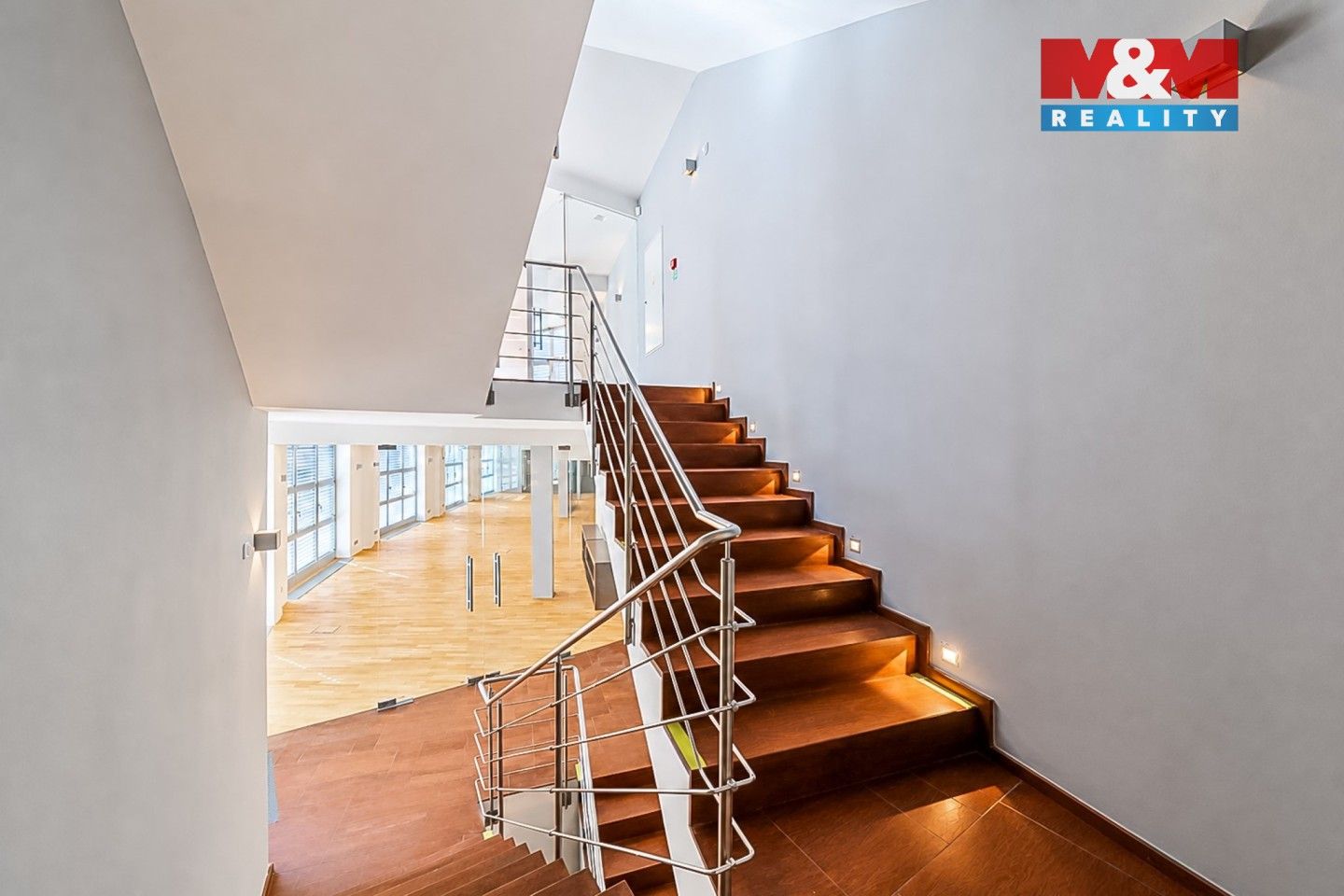 Pronájem komerčního prostoru 649 m² - foto 16