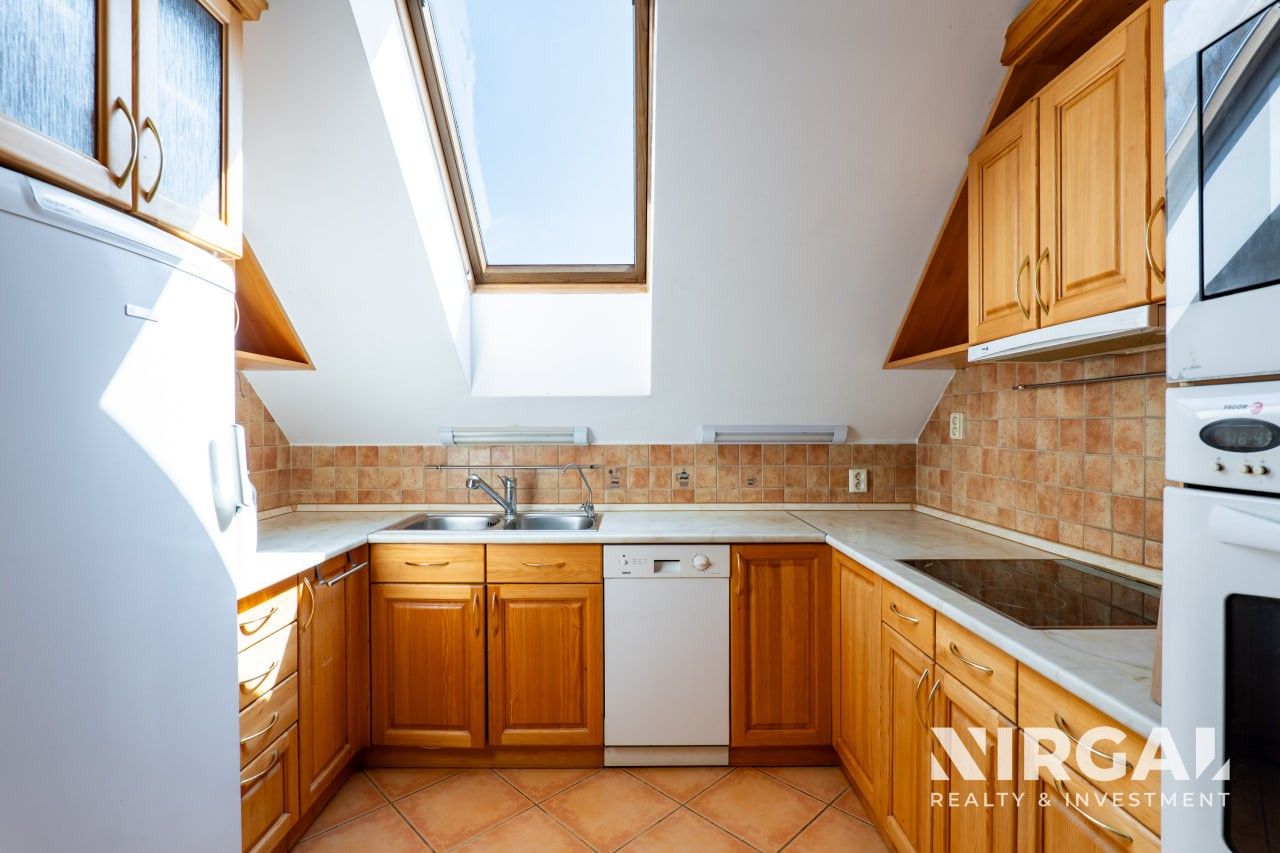 Prodej nemovitosti 320 m² - foto 11
