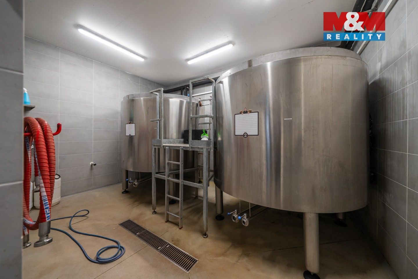 Prodej komerčního prostoru 600 m² - foto 17