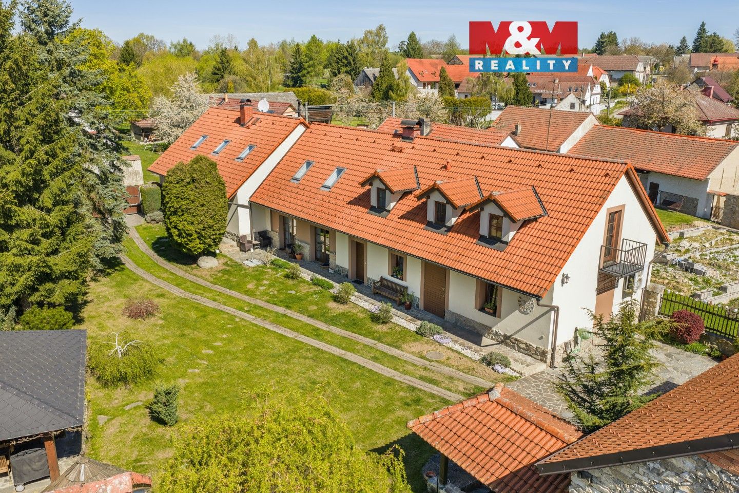 Prodej domu 343 m² - foto 1