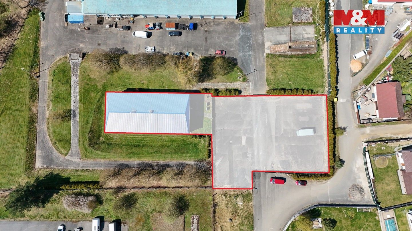 Pronájem komerčního prostoru 700 m² - foto 2