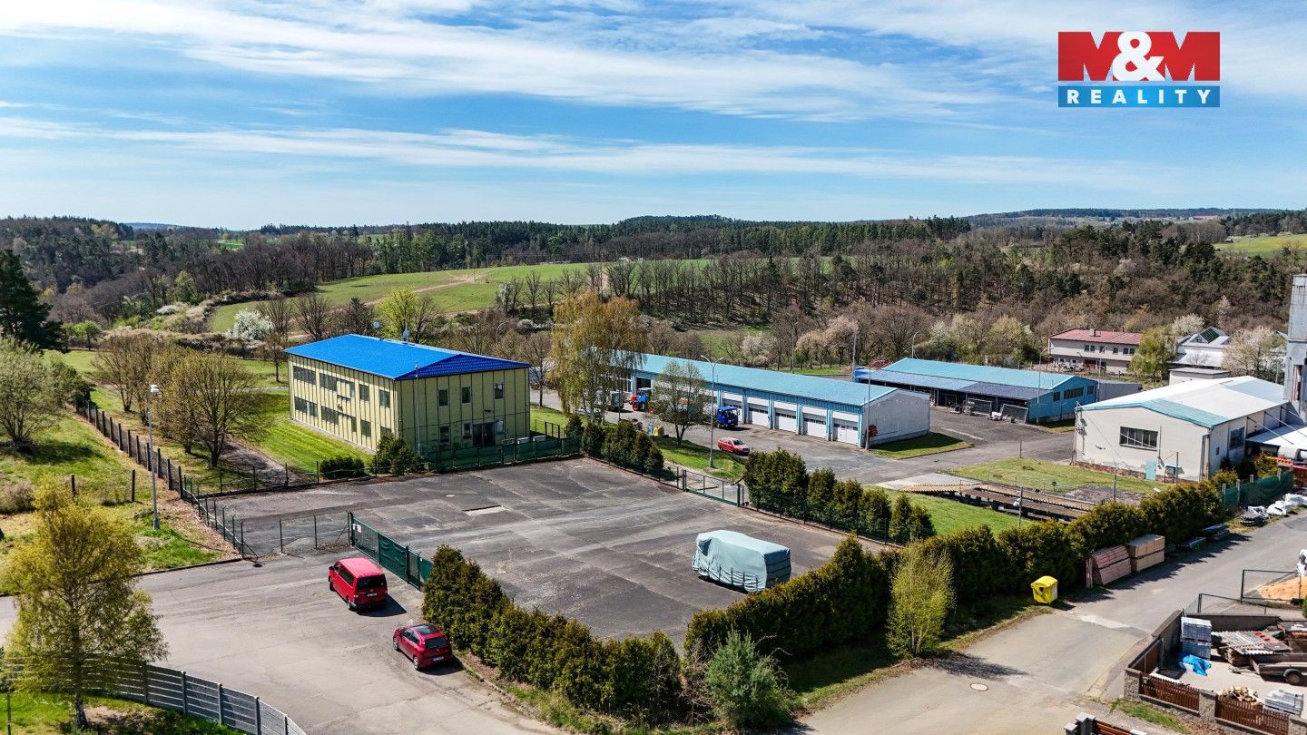 Pronájem komerčního prostoru 700 m² - foto 17