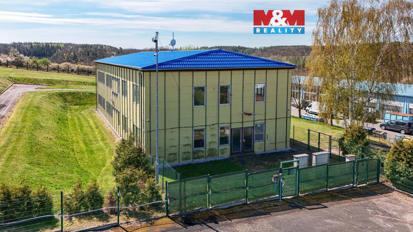 Pronájem komerčního prostoru 700 m² - foto 18