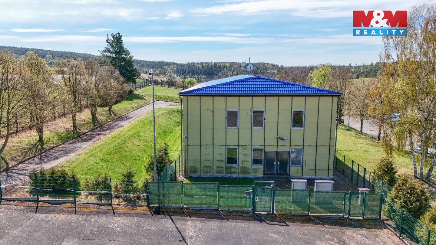Pronájem komerčního prostoru 700 m² - foto 20