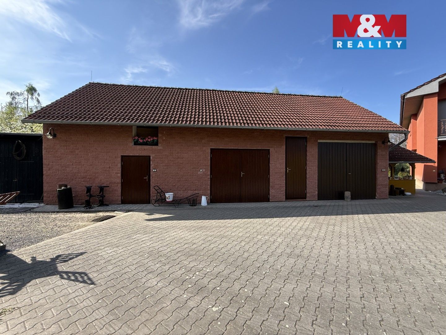 Prodej nemovitosti 214 m² - foto 9