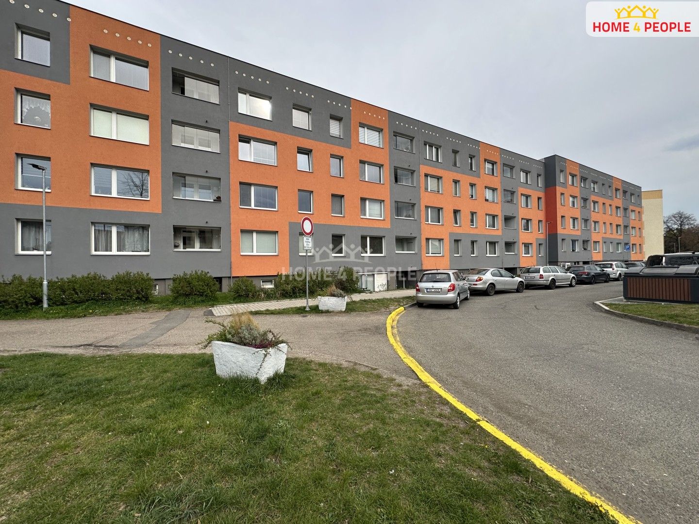 Pronájem bytu 3+1 72 m² - foto 1
