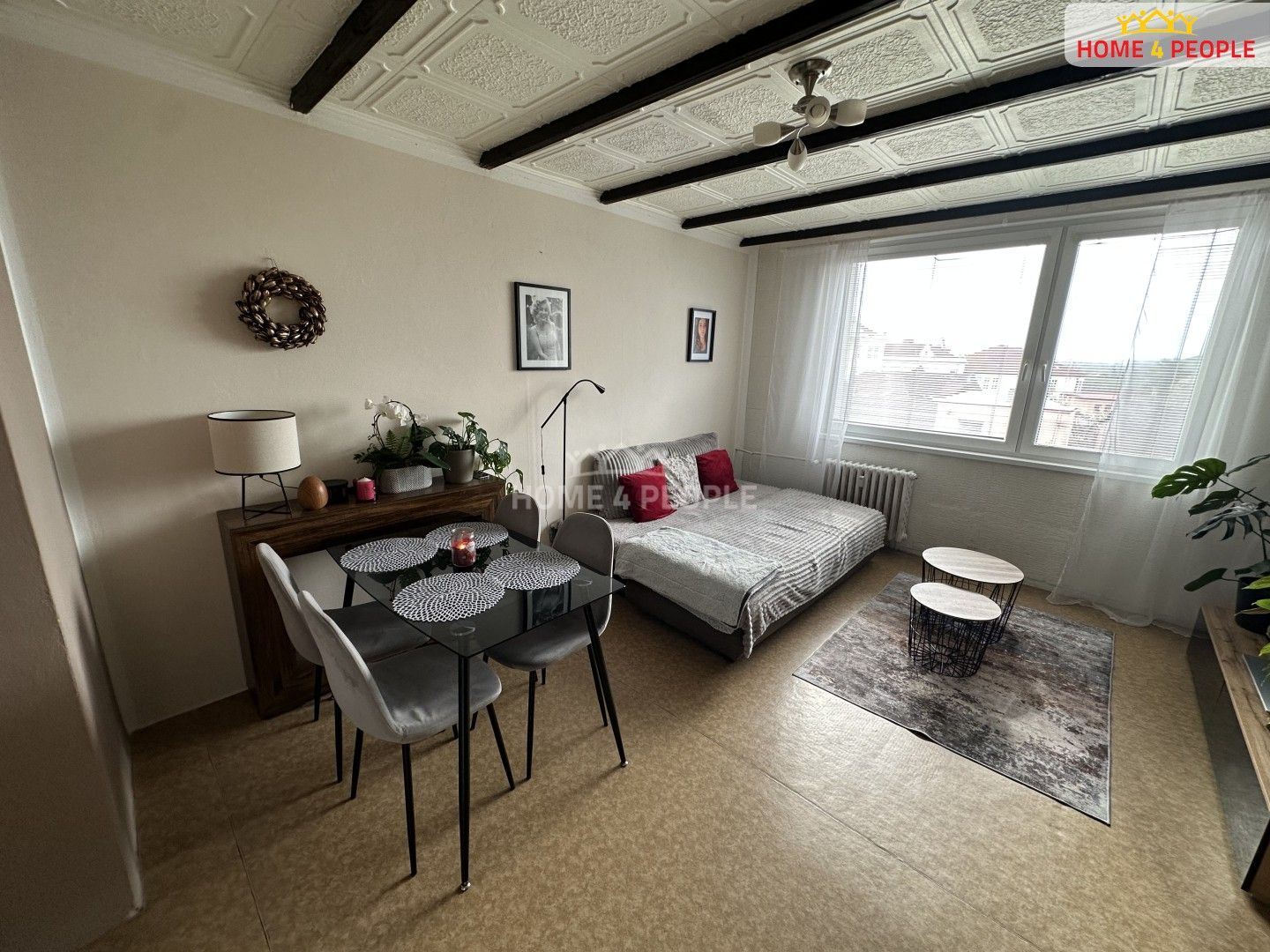 Pronájem bytu 3+1 72 m² - foto 4