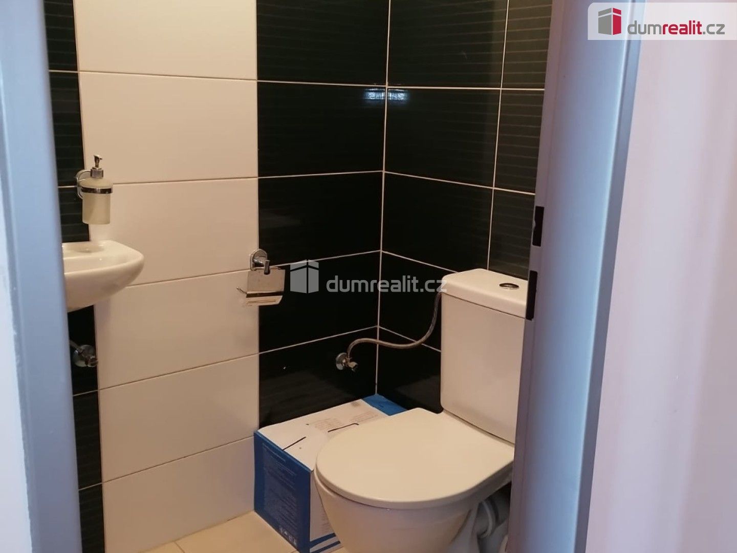 Pronájem bytu 2+kk 43 m² - foto 8
