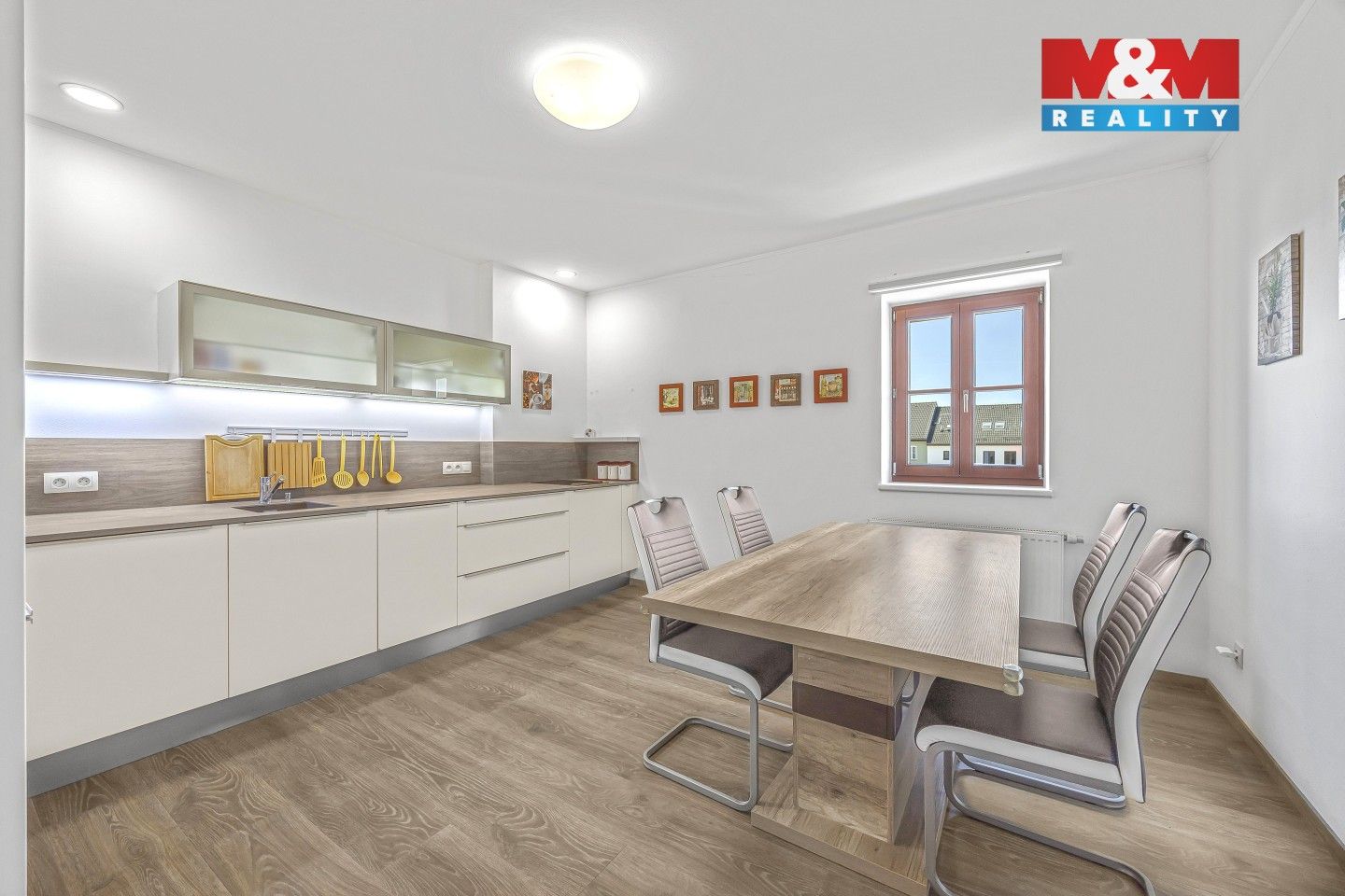 Prodej domu 194 m² - foto 3