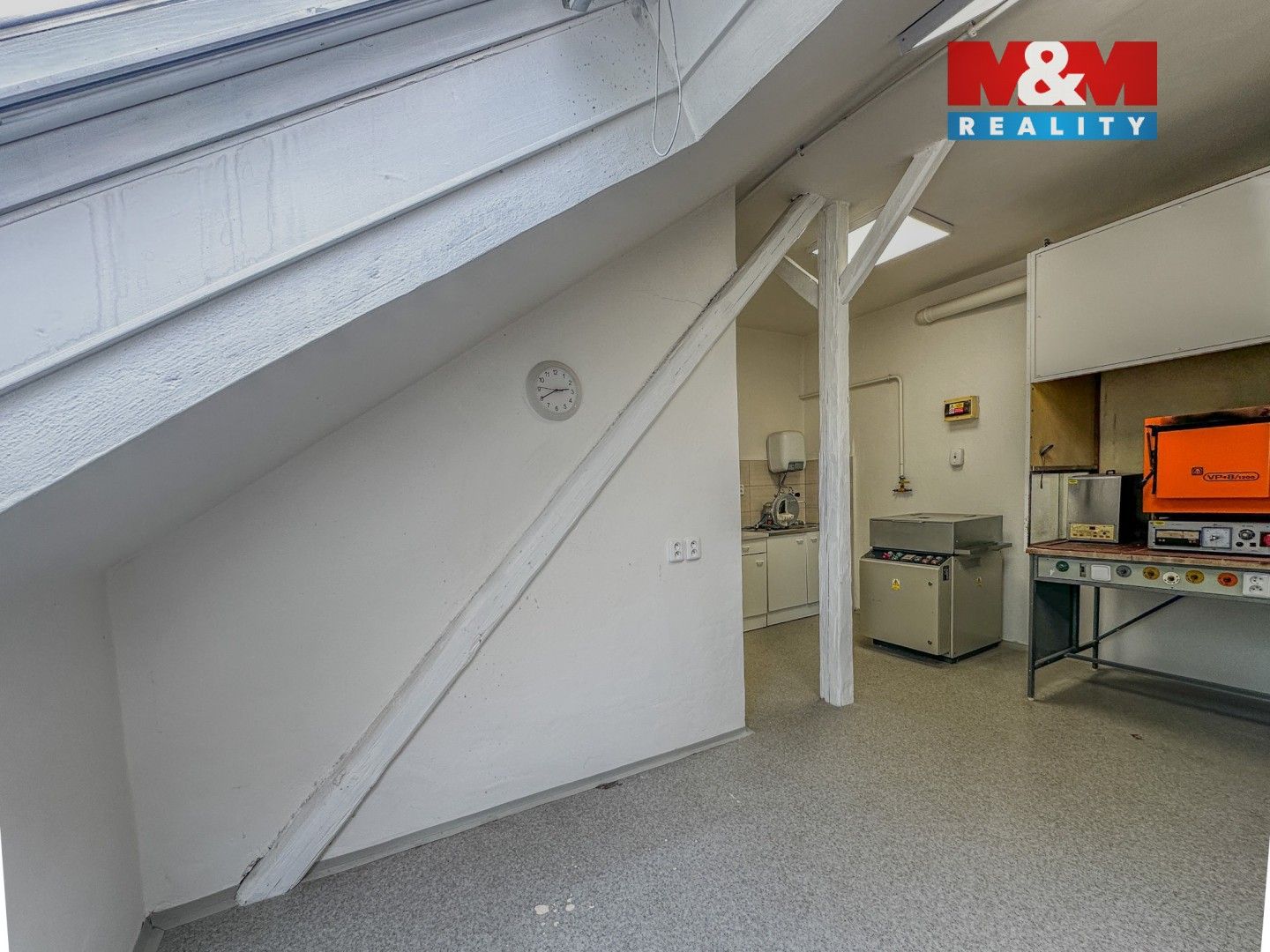 Prodej komerčního prostoru 149 m² - foto 17