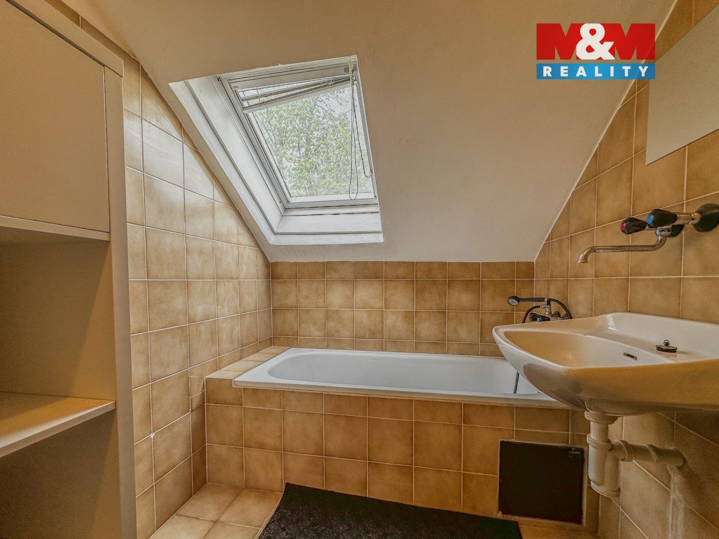 Prodej komerčního prostoru 149 m² - foto 19