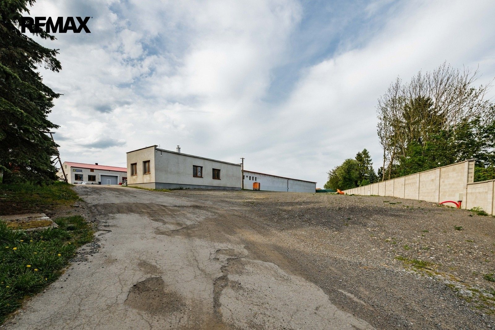 Prodej komerčního prostoru 11173 m² - foto 4