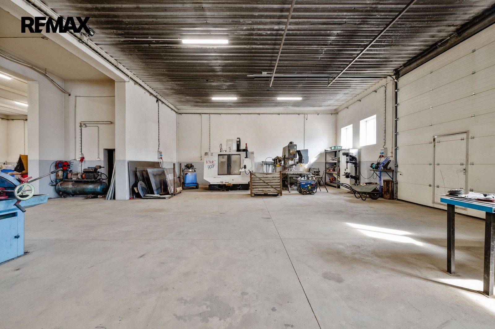 Prodej komerčního prostoru 11173 m² - foto 17