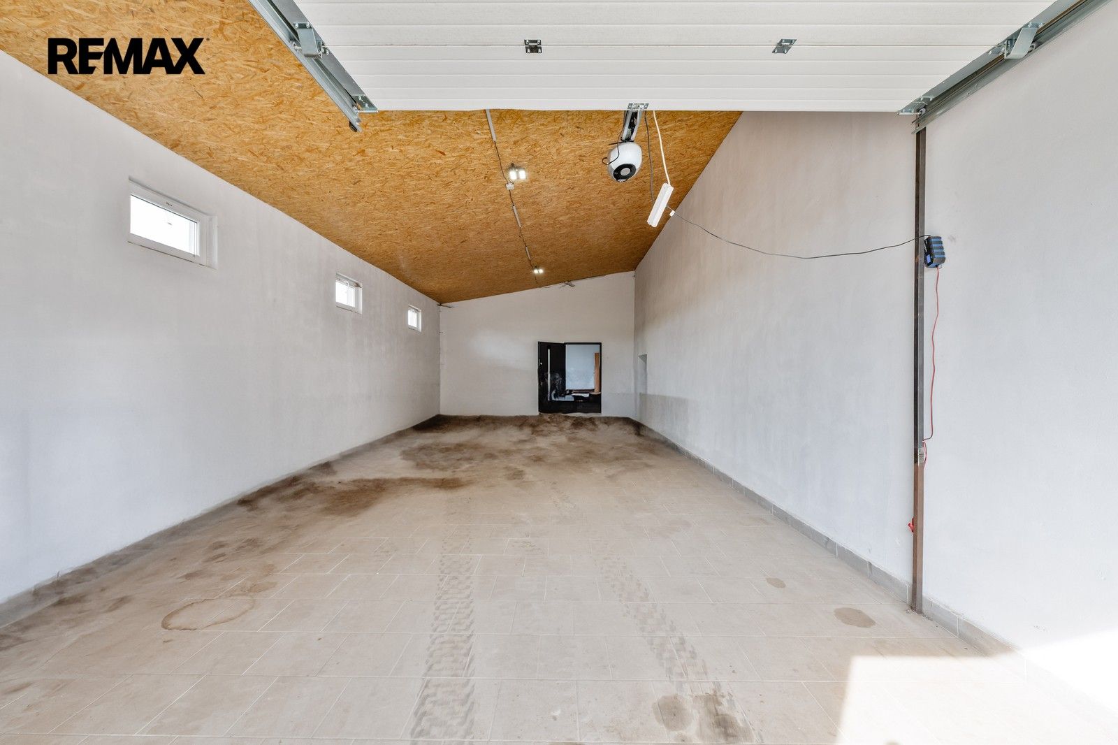 Prodej komerčního prostoru 11173 m² - foto 24