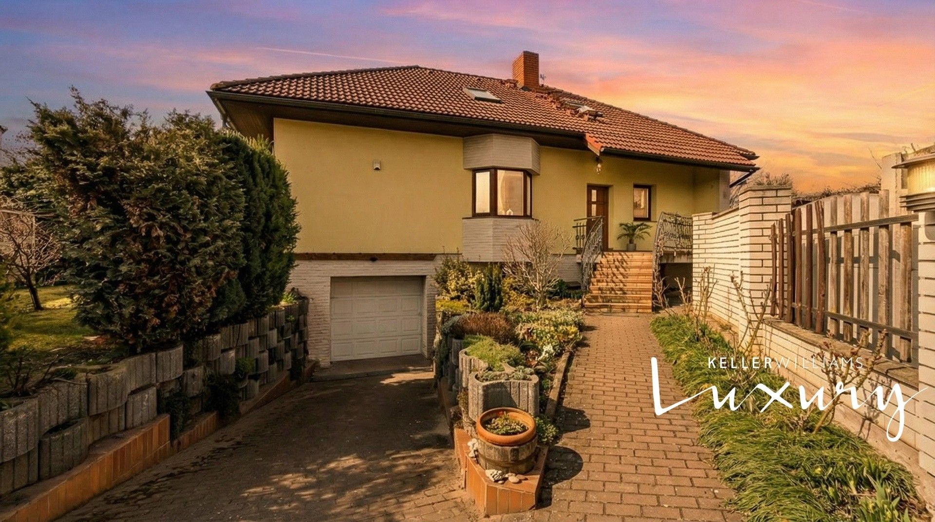 Prodej domu 286 m² - foto 1