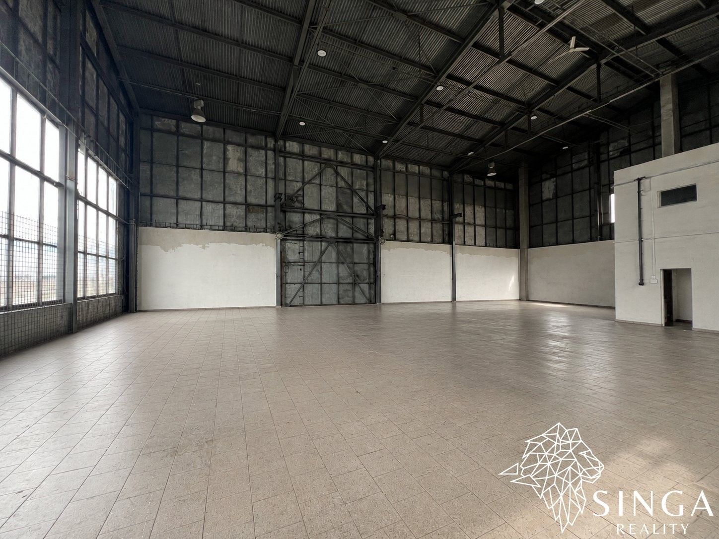 Pronájem komerčního prostoru 90 m² - foto 4
