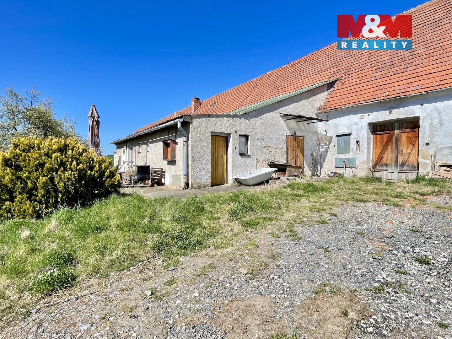 Prodej komerčního prostoru 900 m² - foto 12