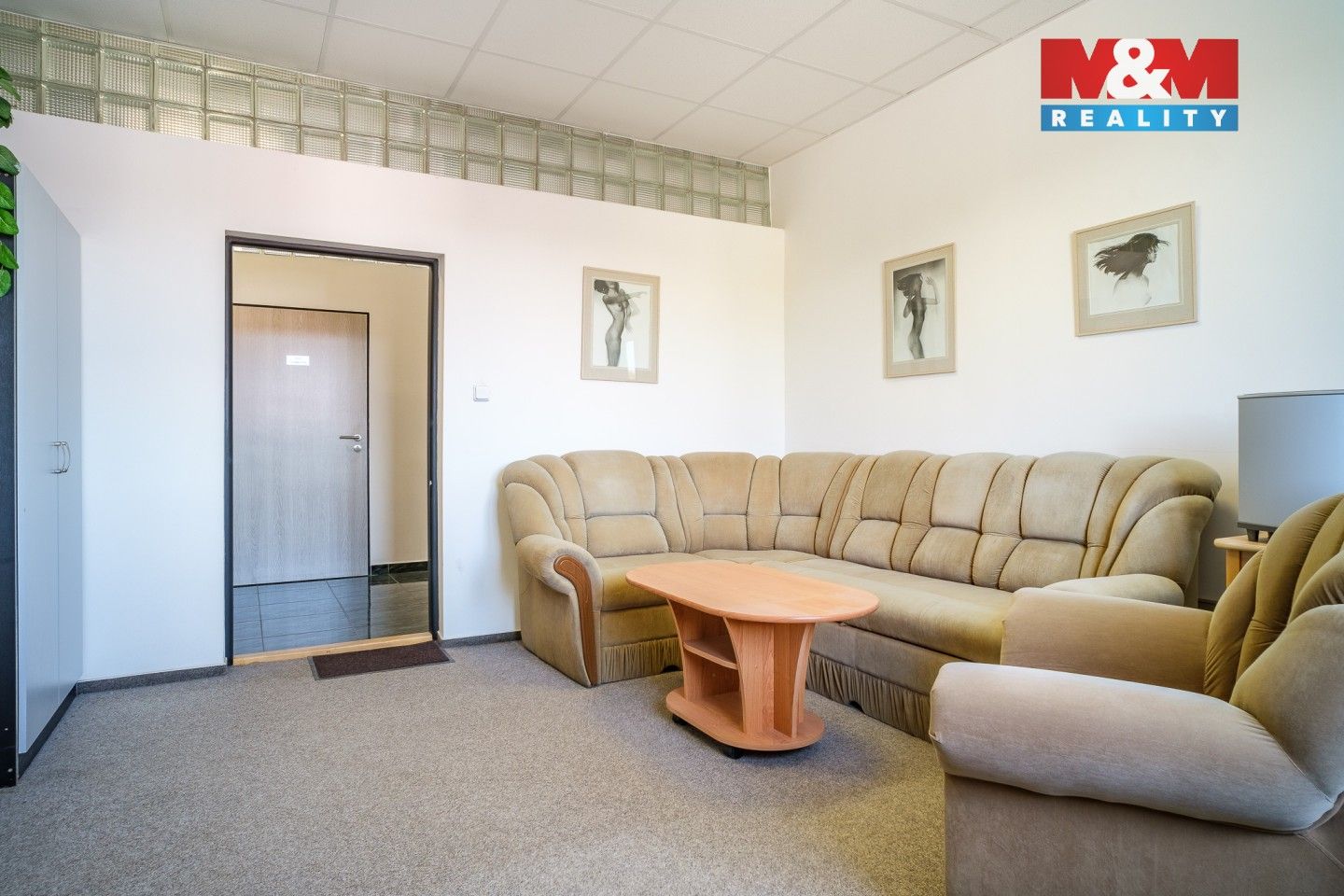Prodej komerčního prostoru 1200 m² - foto 4