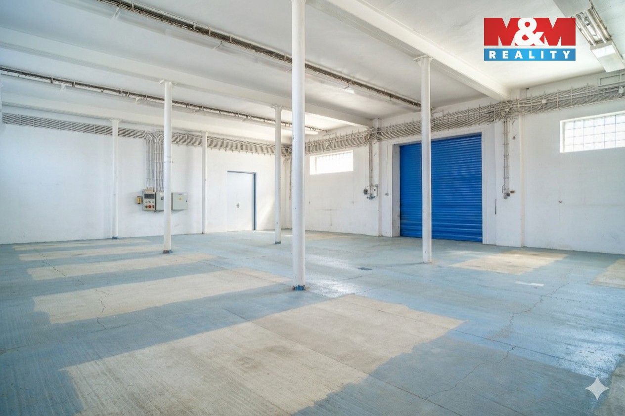 Prodej komerčního prostoru 1200 m² - foto 6