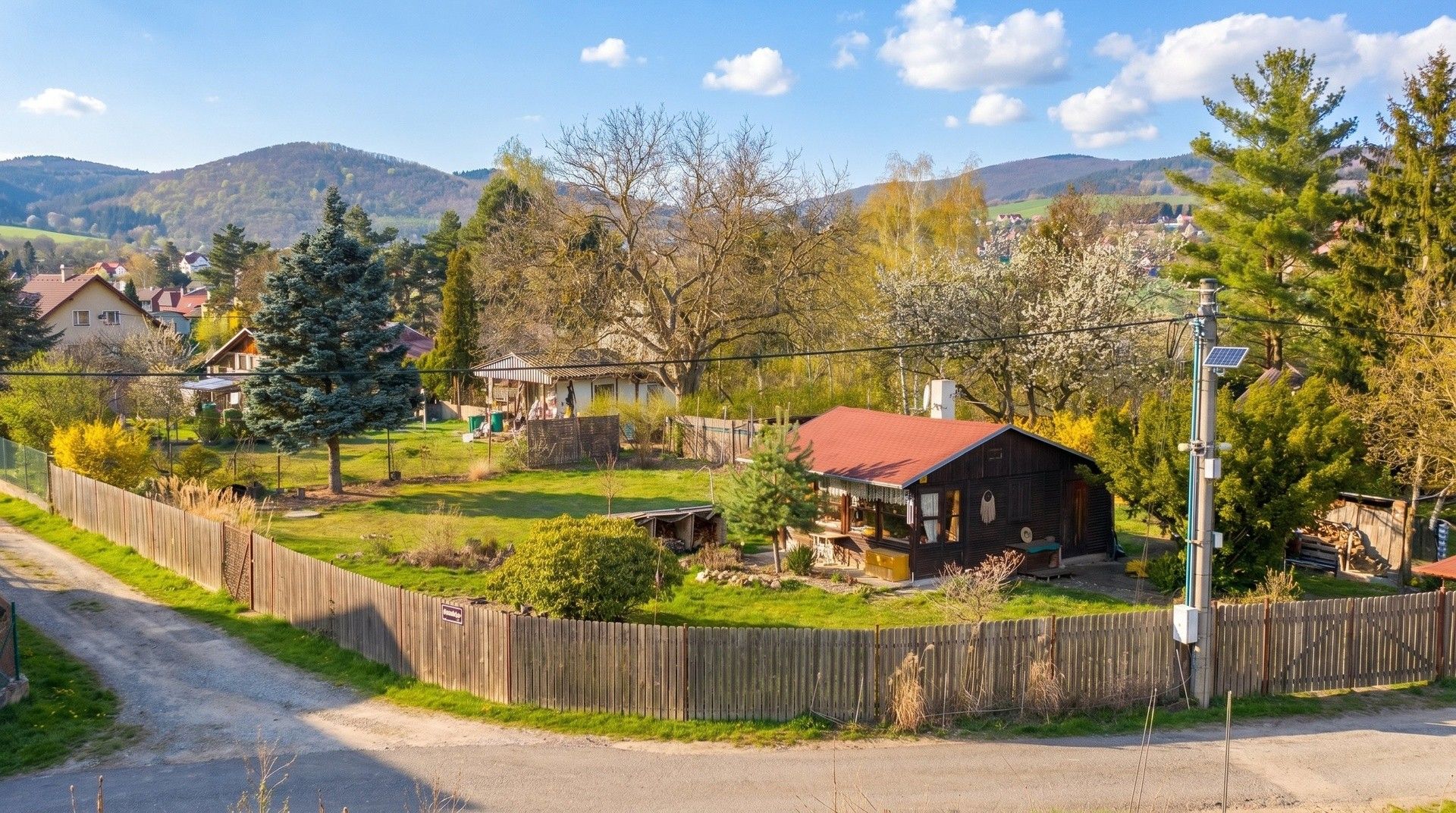 Prodej pozemku 758 m² - foto 4