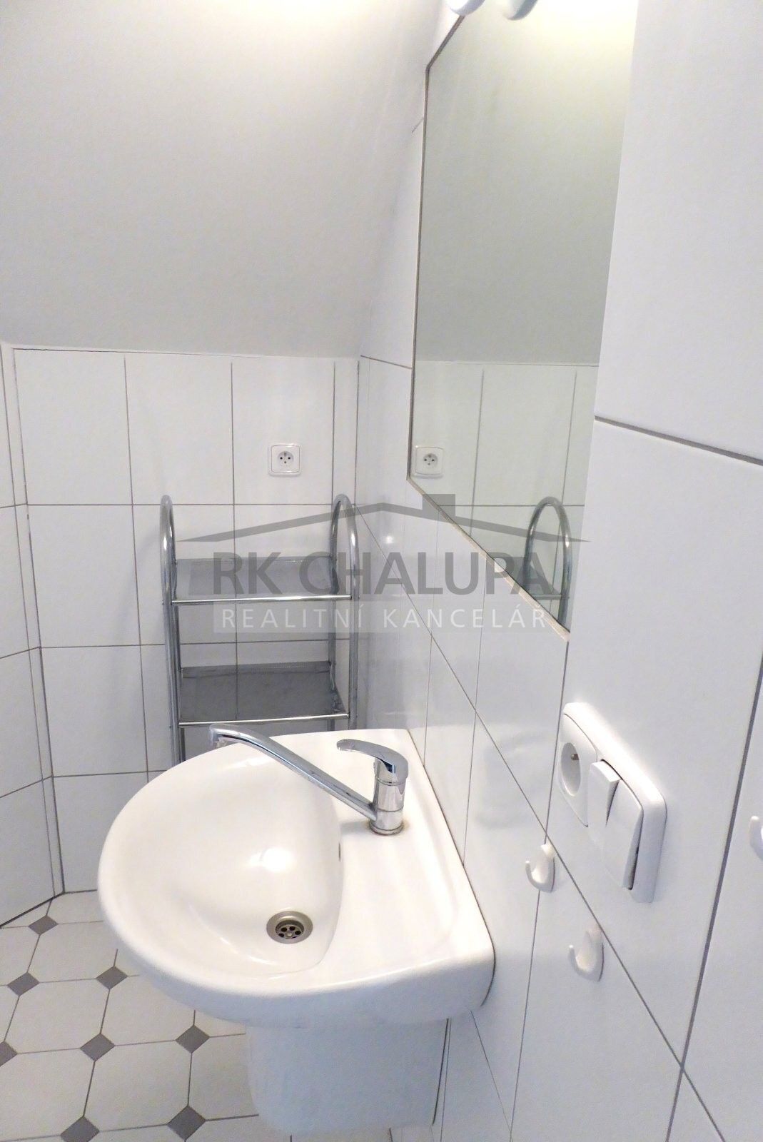 Pronájem bytu 1+1 38 m² - foto 9