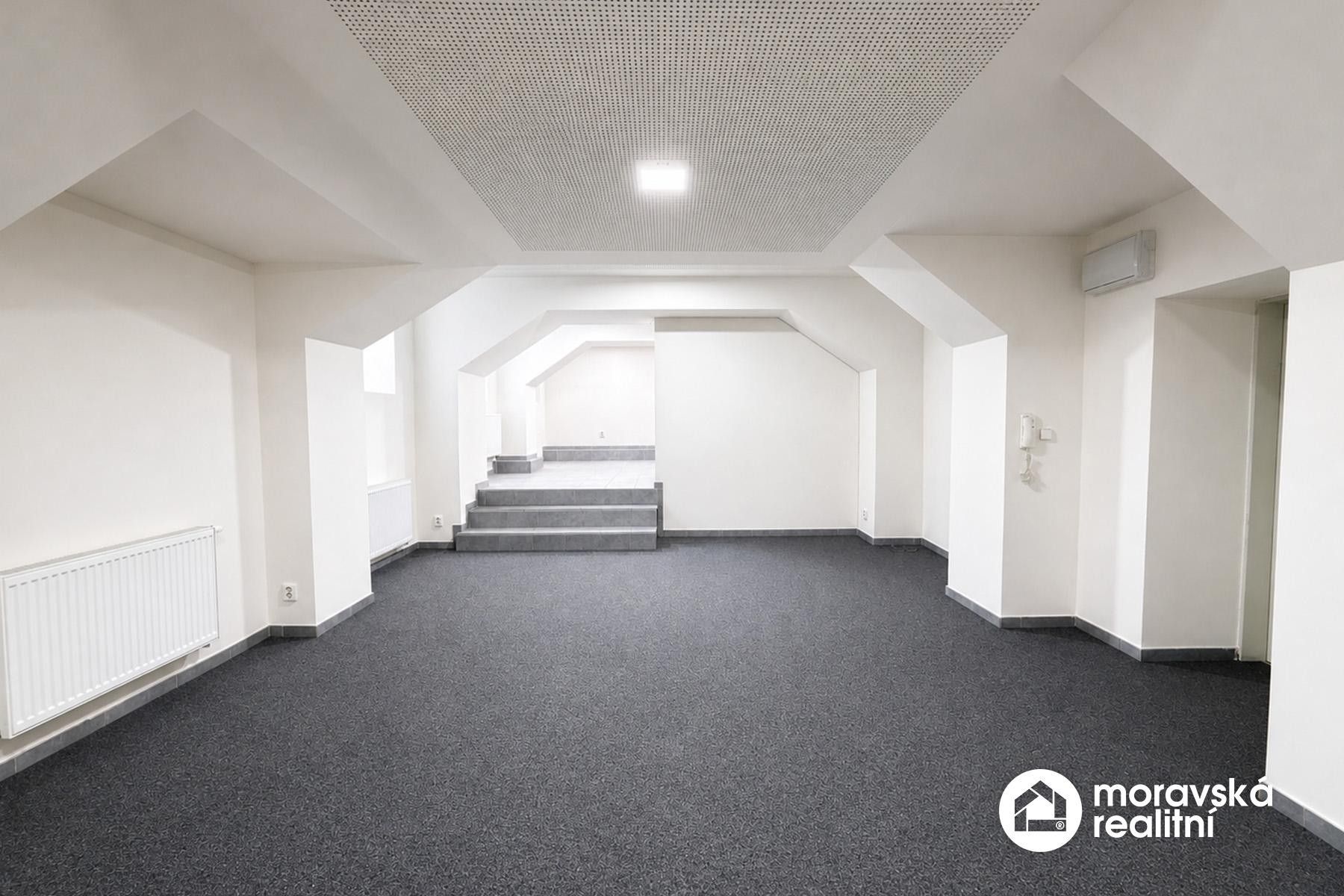 Pronájem komerčního prostoru 60 m² - foto 4