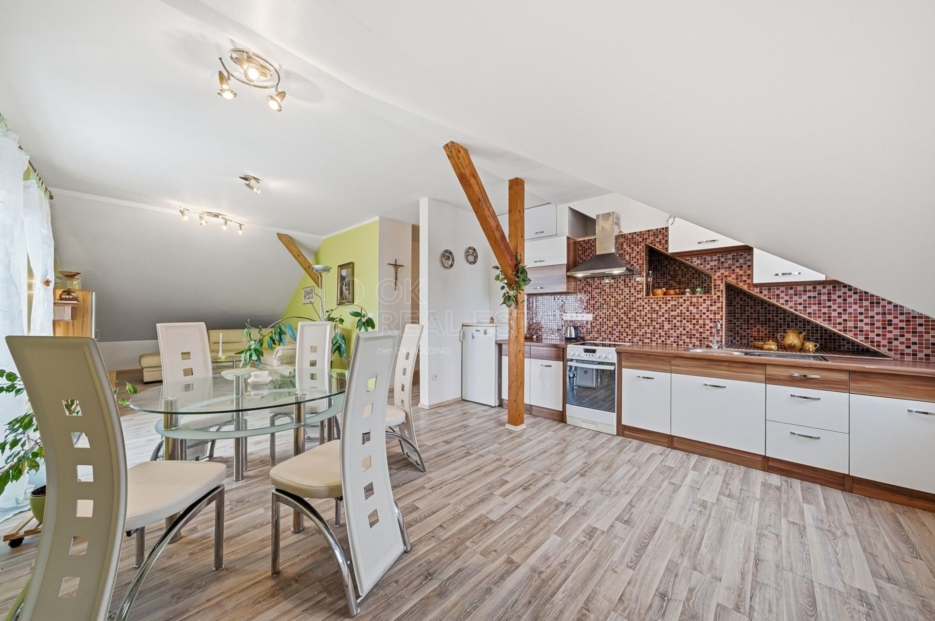 Prodej domu 200 m² - foto 11