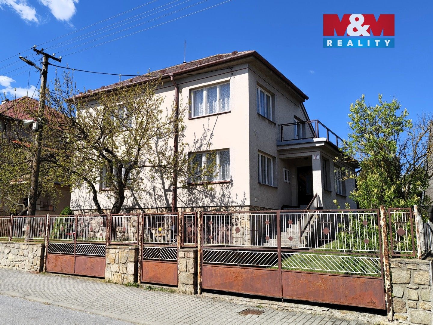 Prodej domu 200 m² - foto 2