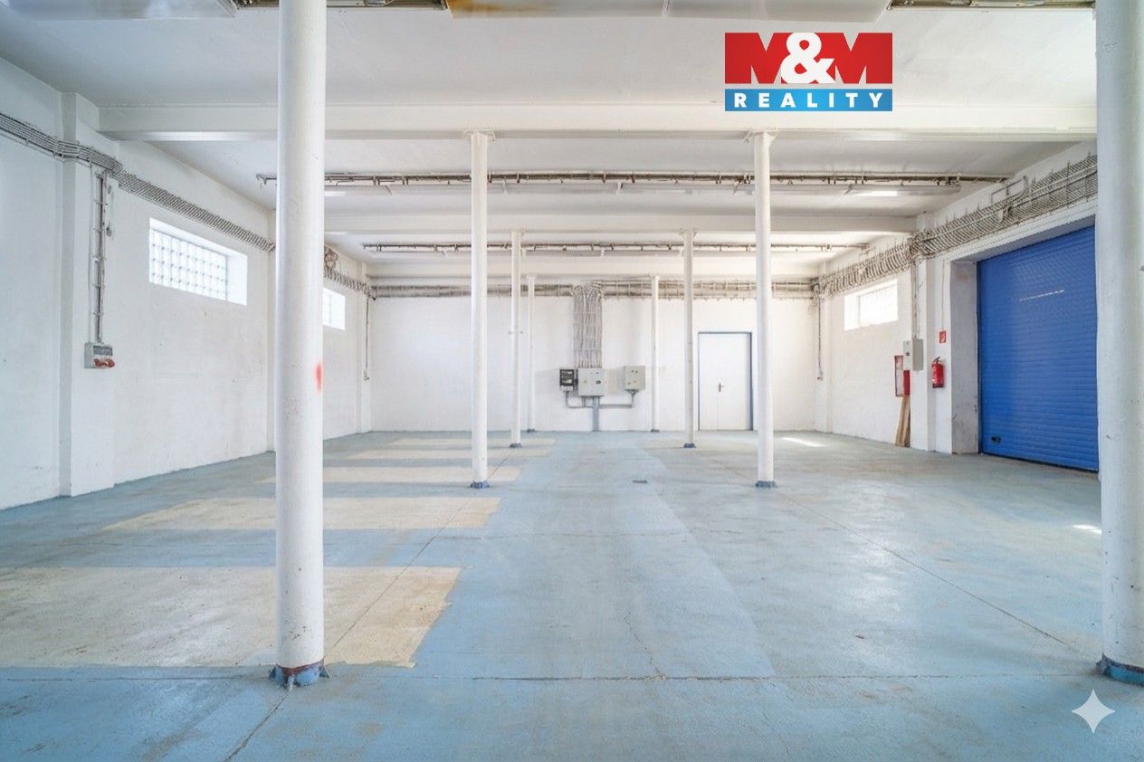Pronájem komerčního prostoru 1200 m² - foto 1
