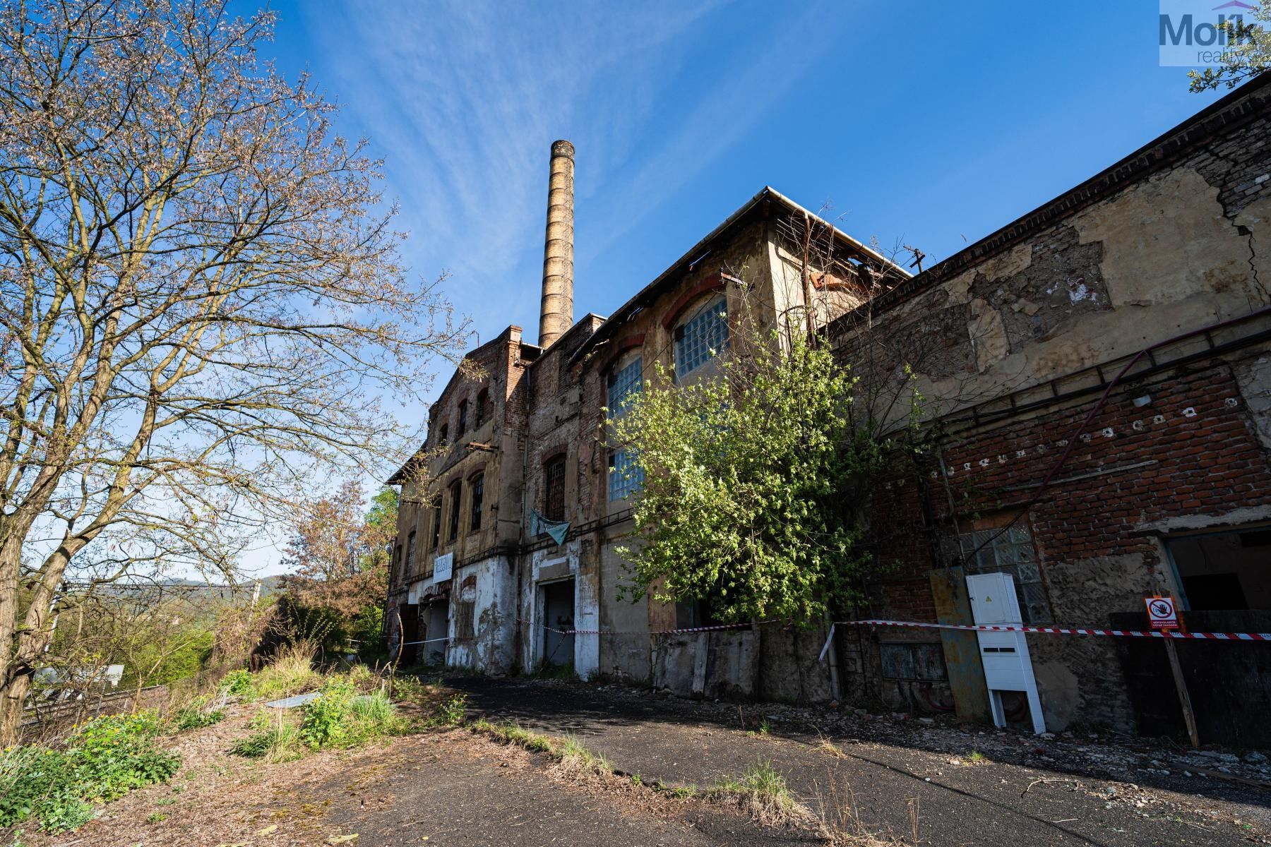 Prodej nemovitosti 35000 m² - foto 5