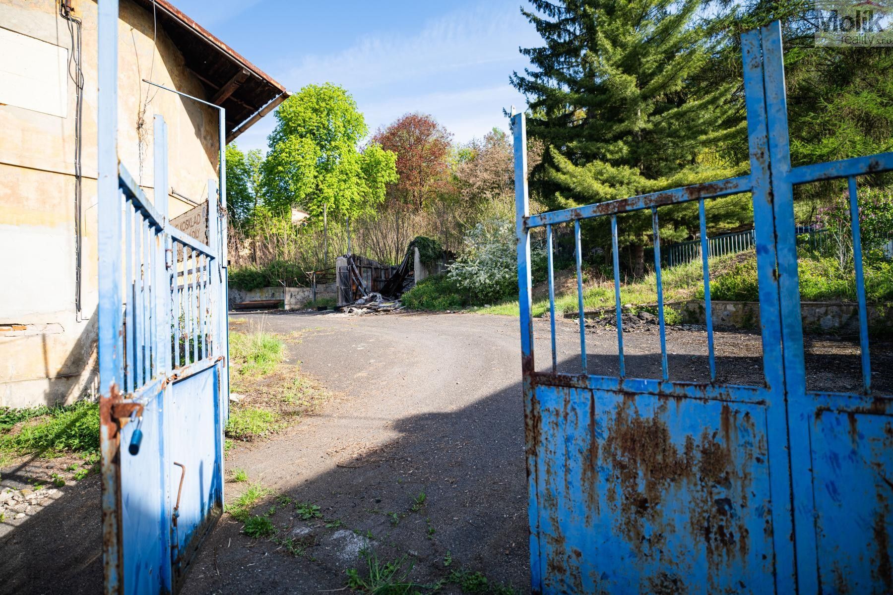 Prodej nemovitosti 35000 m² - foto 16