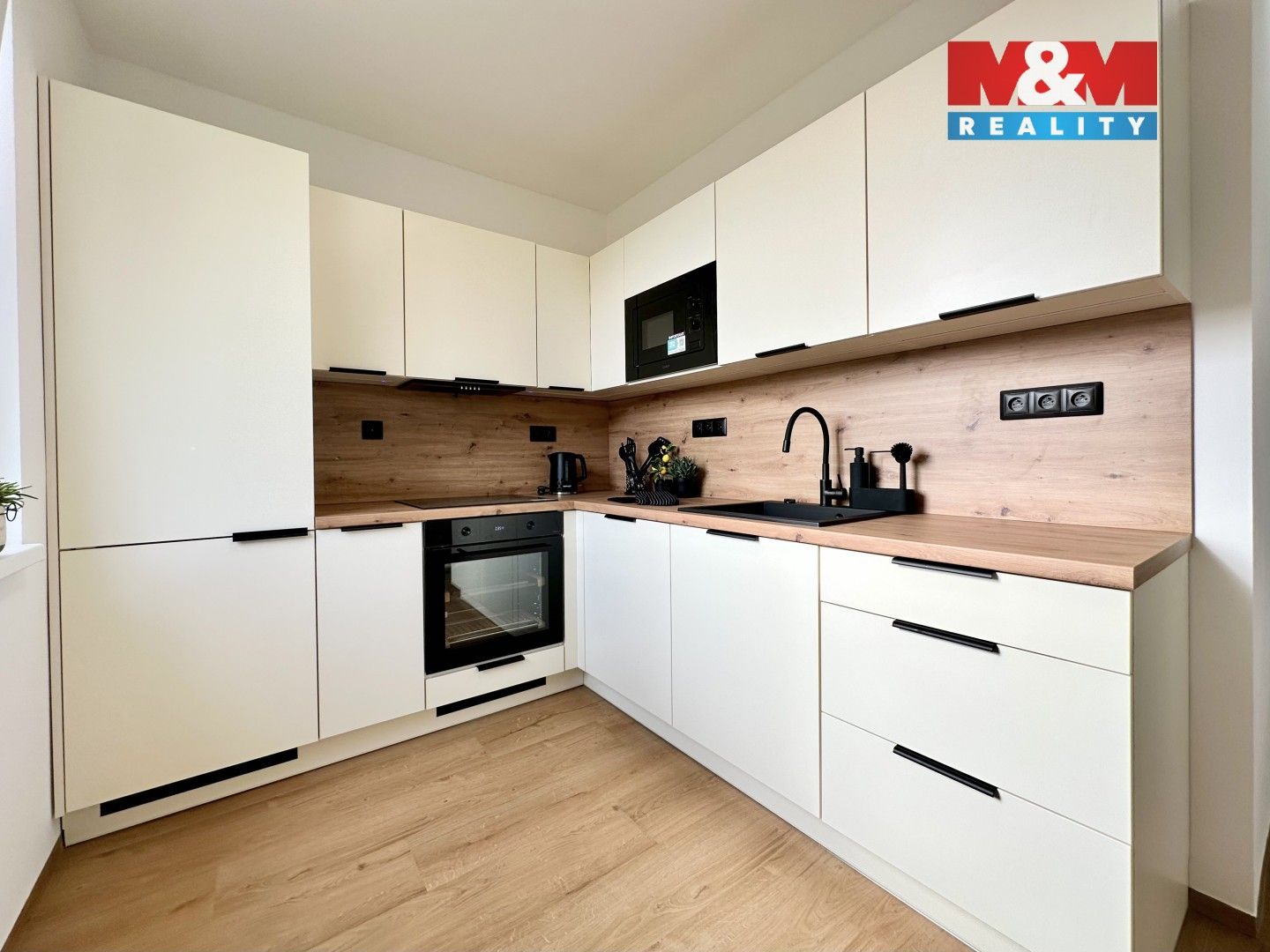 Prodej bytu 3+1 72 m² - foto 2