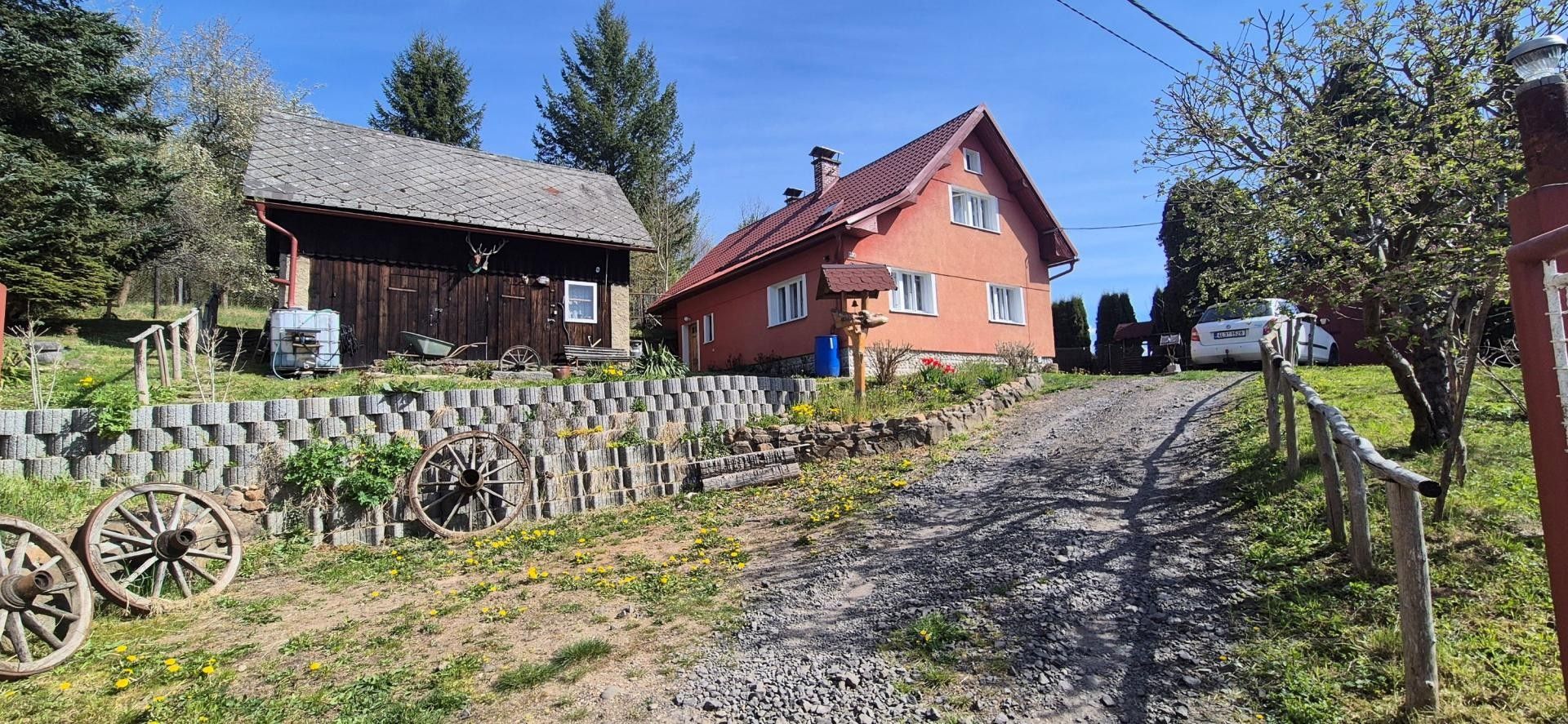 Prodej domu 150 m² - foto 1
