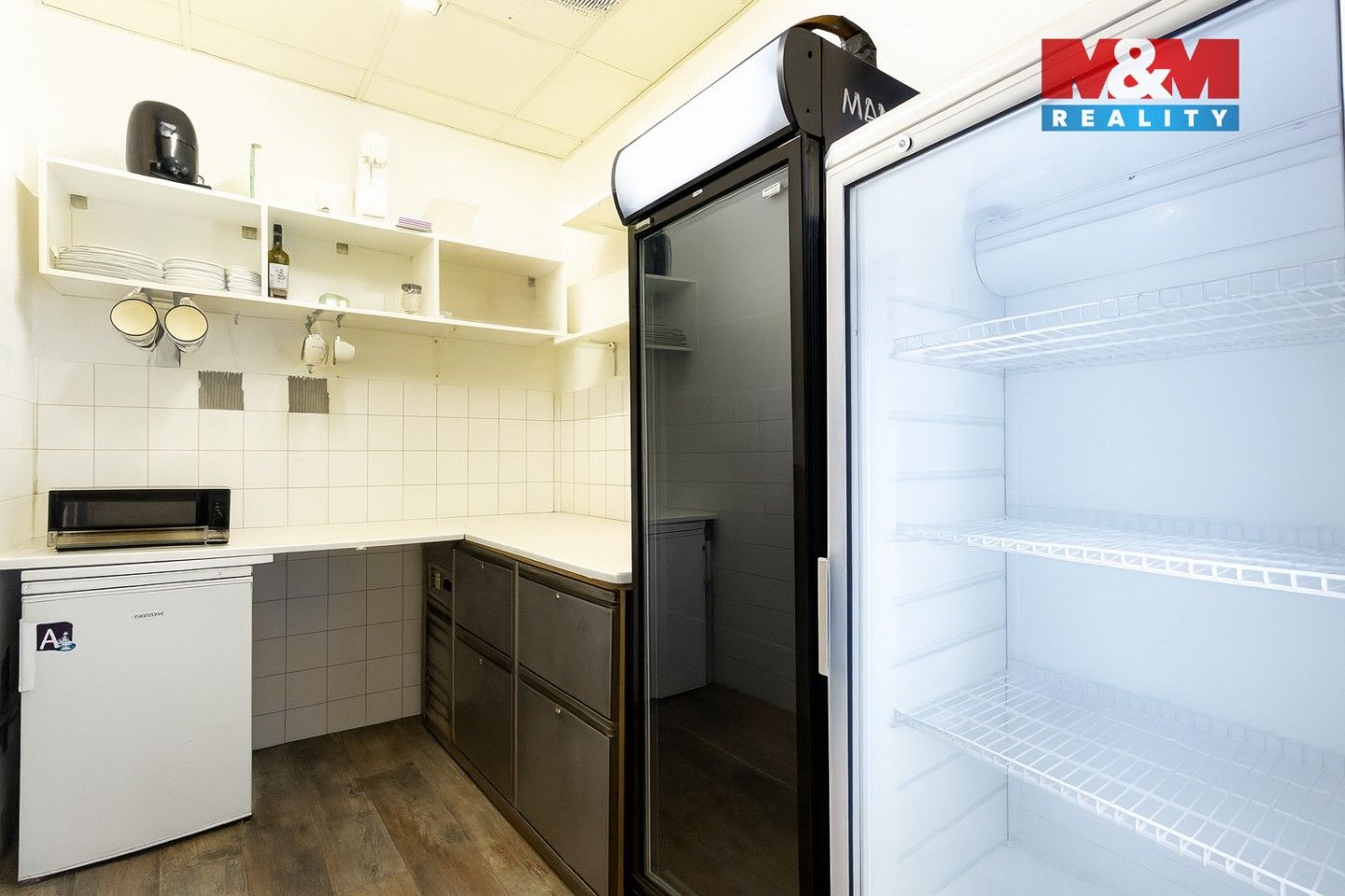 Pronájem komerčního prostoru 76 m² - foto 10