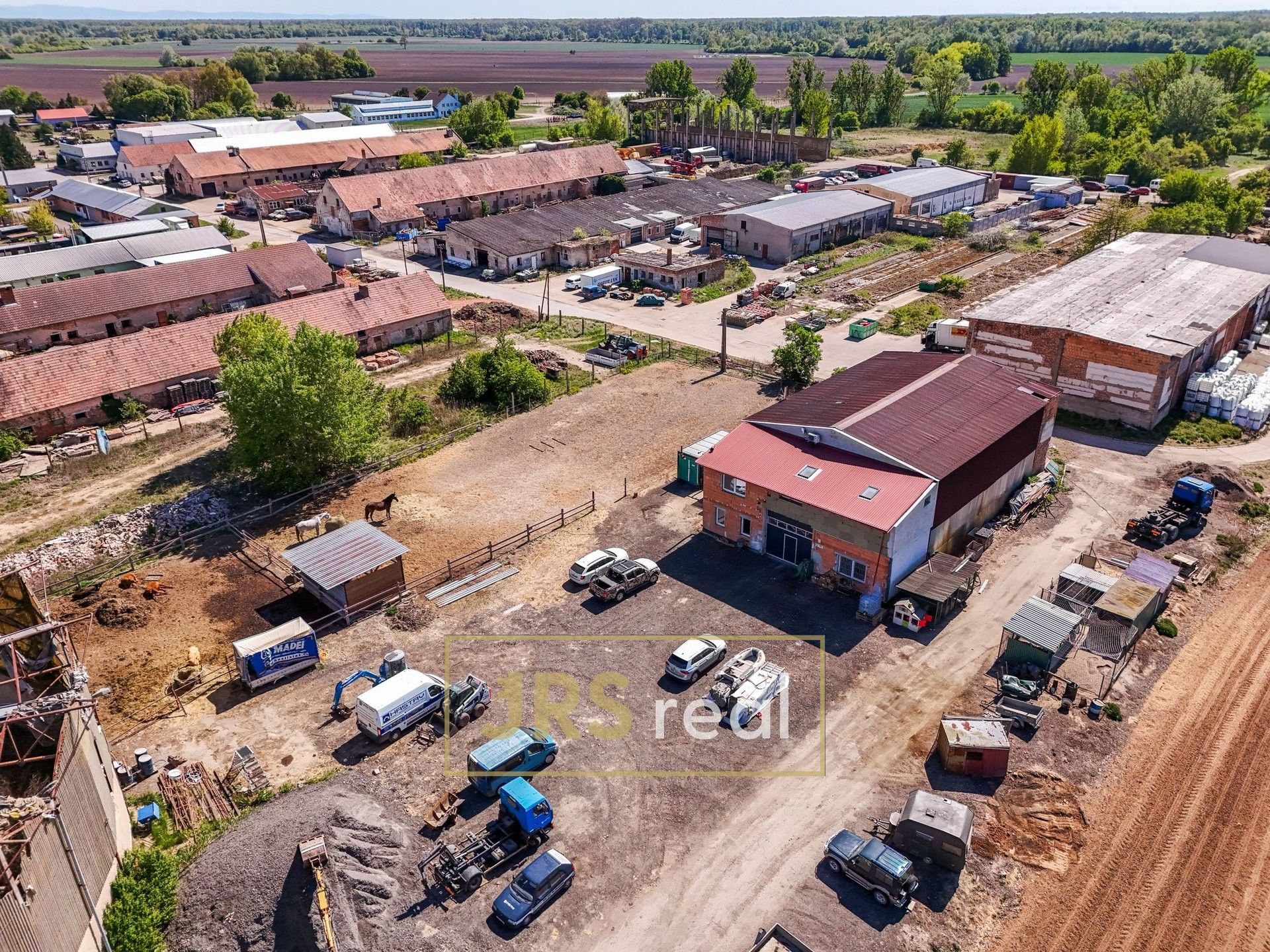 Prodej komerčního prostoru 264 m² - foto 15