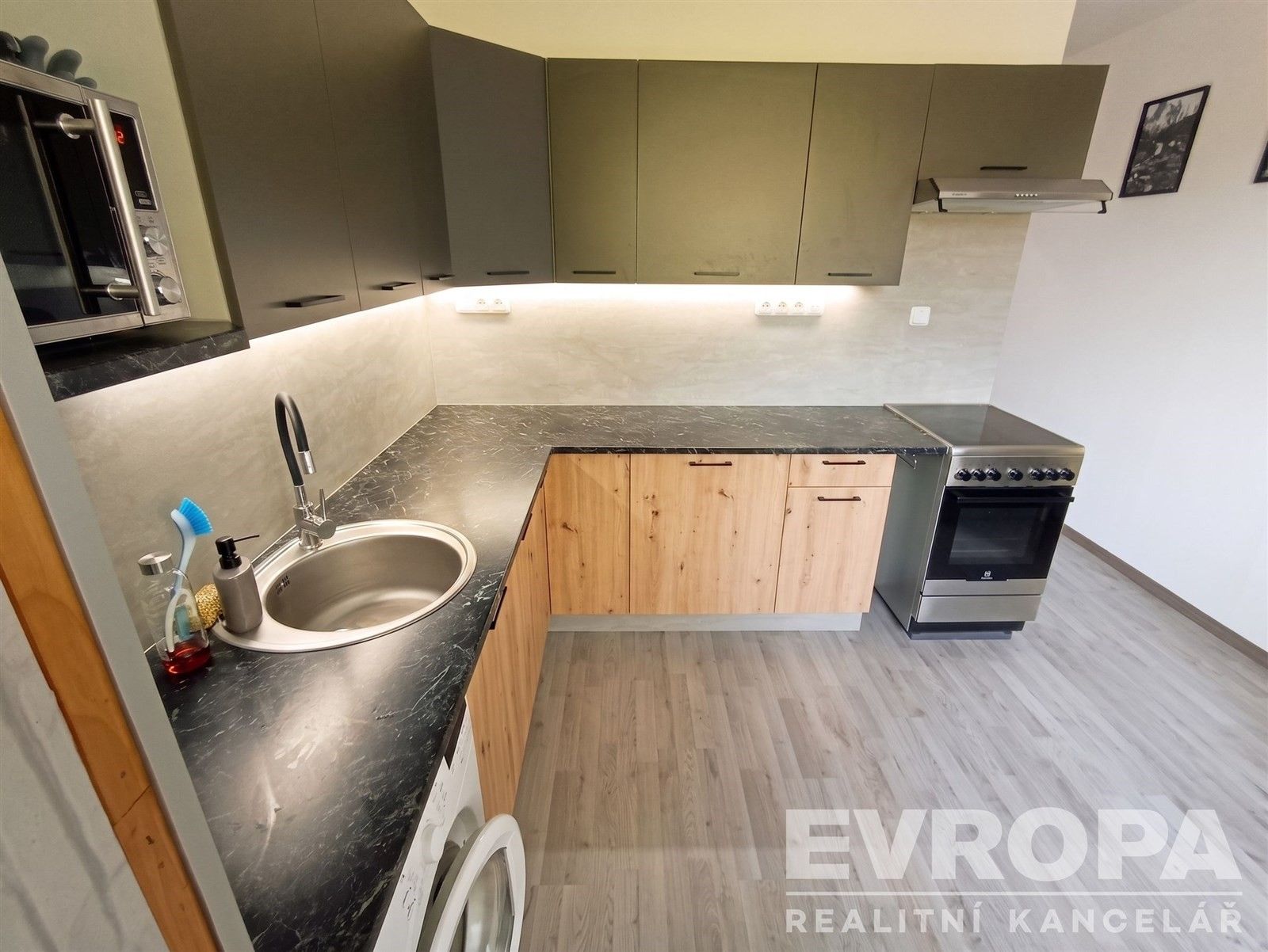 Prodej bytu 3+1 82 m² - foto 6