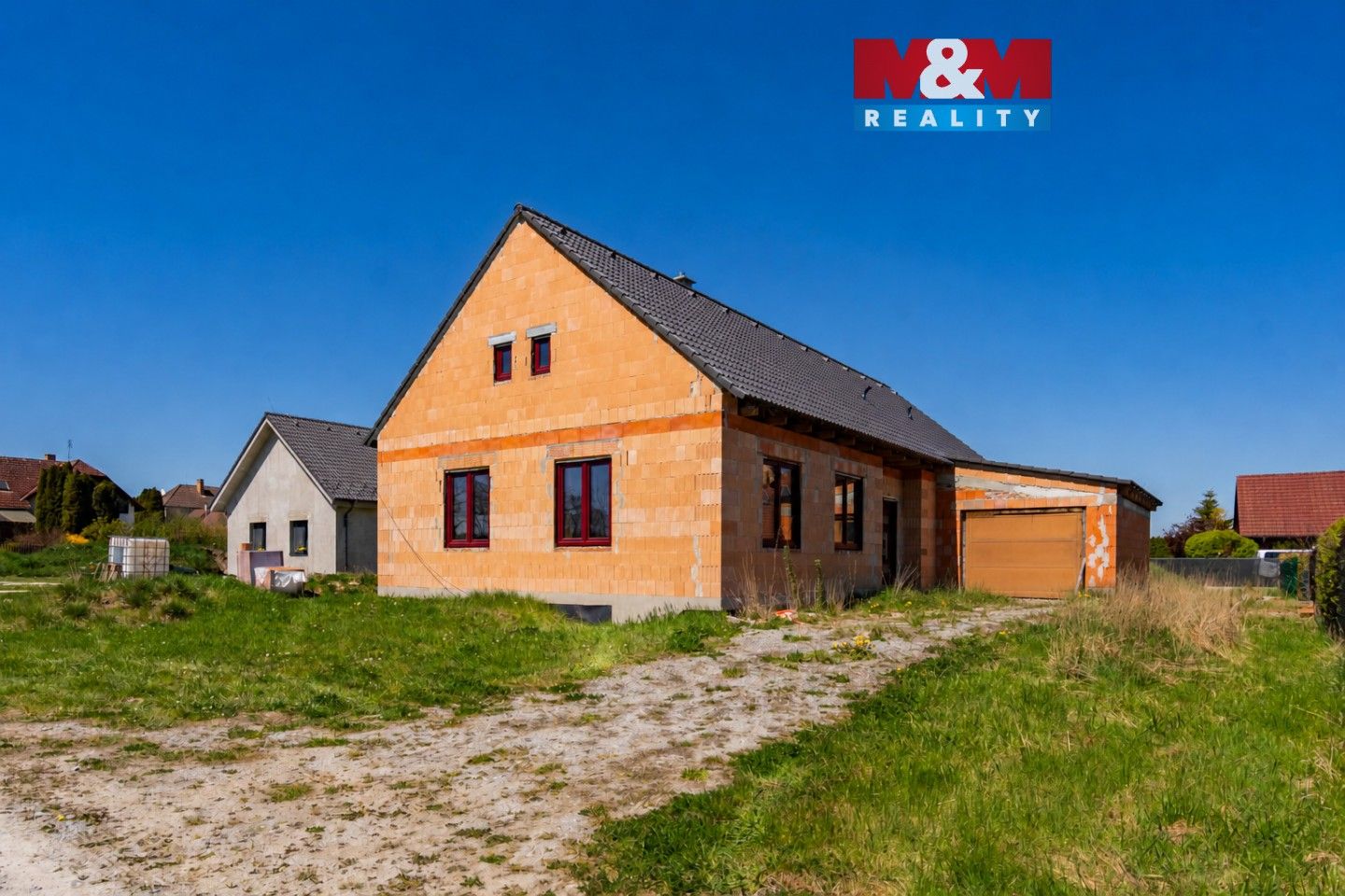 Prodej domu 168 m² - foto 1
